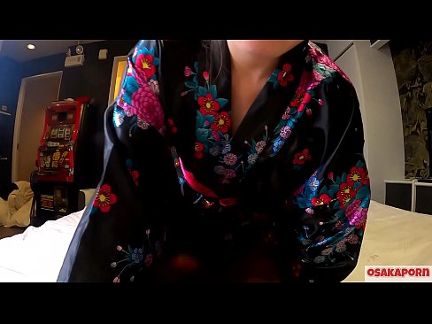 ❤️ Keçika ciwan a cosplay ji seksê hez dike ku bi orgazmê bi şûjinek di hespêk û blowjob de. Keçika Asyayî ya bi pisîka porî û bi cil û bergên kevneşopî yên Japonî di vîdyoya amator de ku masturbasyona bi pêlîstokên qijikê nîşan dide. Sakura 3 OSAKAPORN. Vîdyoyê porno li ku.vegasservice.ru ❌❤
