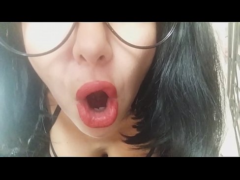 ❤️ Heval, dêya te îro nahêle tu biçî dibistanê... Pir hewcedariya min bi te heye... Vîdyoyê porno li ku.vegasservice.ru ❌❤